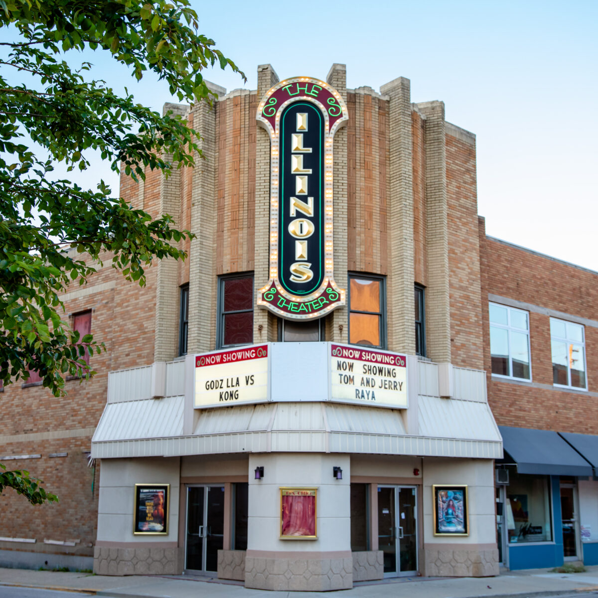 Illinois Theater - Jacksonville, IL