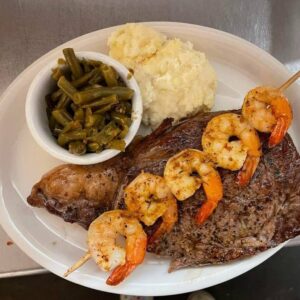 Floyd’s 104 Grill